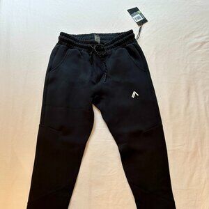 Stay Stylish and Comfortable — ELMTS Zip Jogger in Black (Size M, NWT)